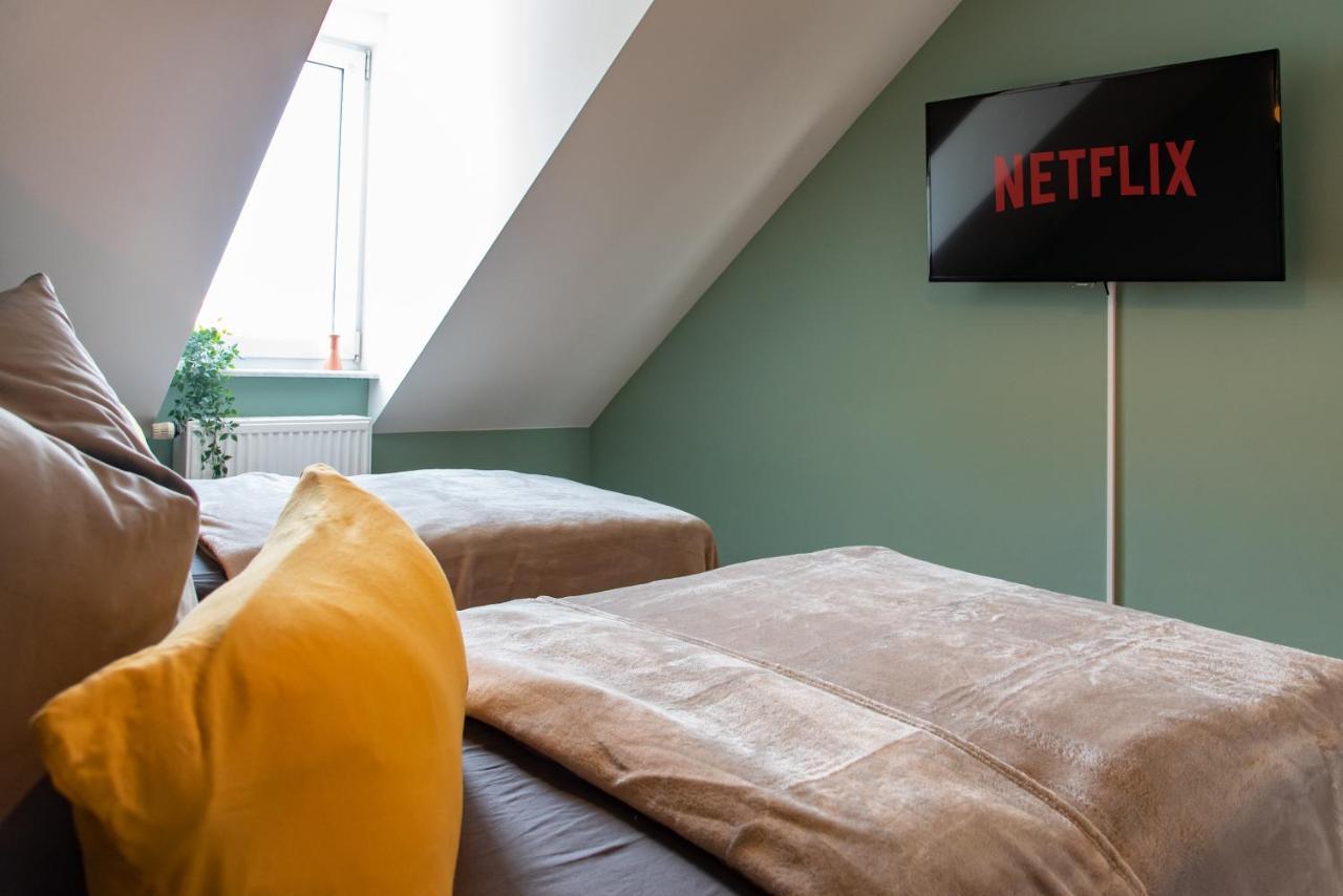 Apartment Bauhaus - Netflix, Nespresso, Zentral, Messe