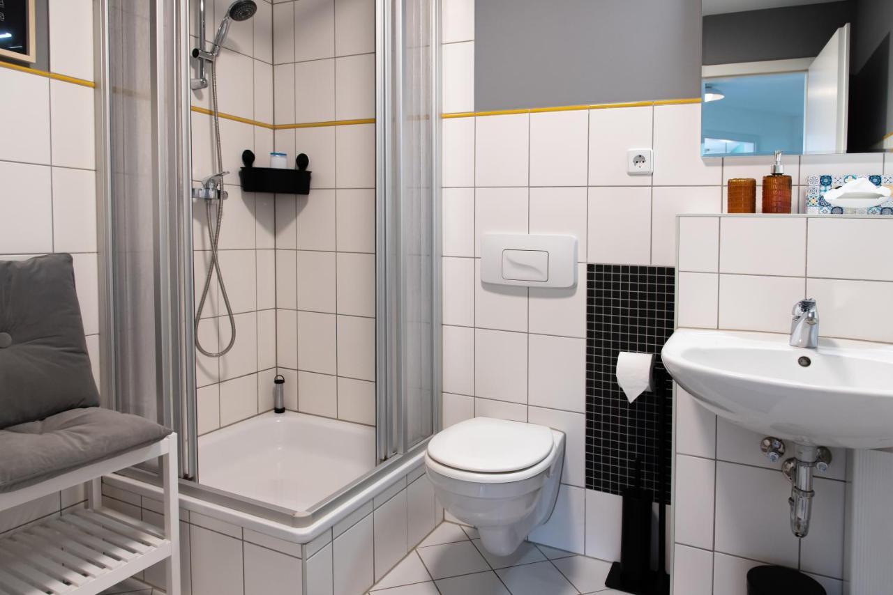 Bauhaus - Netflix, Nespresso, Zentral, Messe Apartment