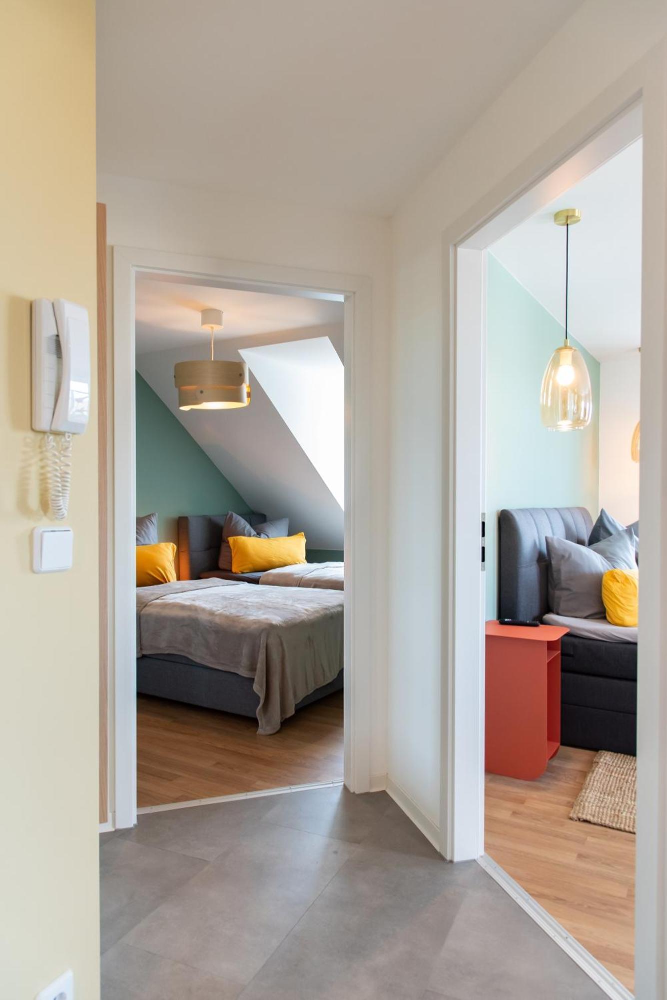 Apartment Bauhaus - Netflix, Nespresso, Zentral, Messe